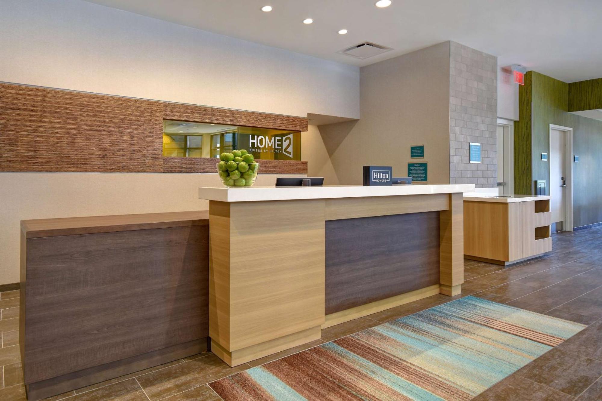 Home2 Suites By Hilton Boston South Bay Bagian luar foto